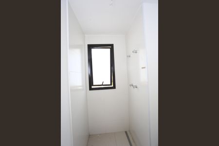 Apartamento à venda com 230m², 4 quartos e 4 vagasBanheiro da Suíte 2