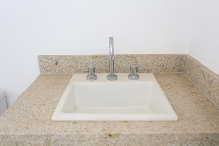 Apartamento à venda com 230m², 4 quartos e 4 vagasBanheiro da Suíte 2