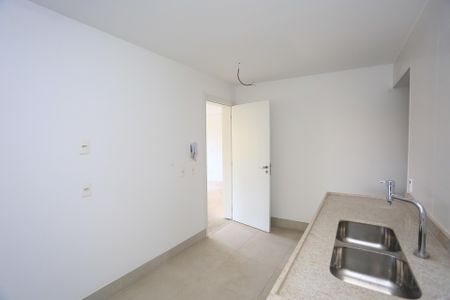 Apartamento à venda com 230m², 4 quartos e 4 vagasCozinha