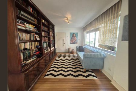 Apartamento à venda com 145m², 3 quartos e 2 vagas