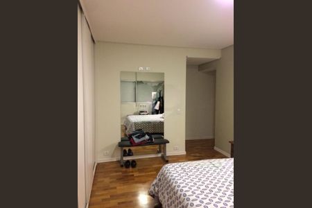 Apartamento à venda com 180m², 4 quartos e 1 vaga