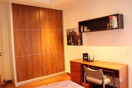 Apartamento à venda com 140m², 3 quartos e 1 vaga