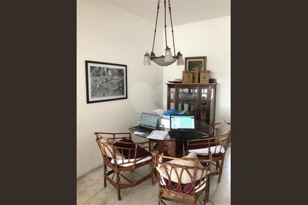 Apartamento à venda com 140m², 3 quartos e 1 vaga