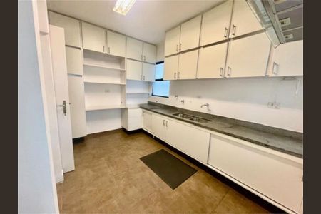 Apartamento à venda com 211m², 3 quartos e 2 vagas