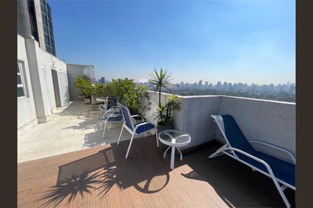 Apartamento à venda com 211m², 3 quartos e 2 vagas
