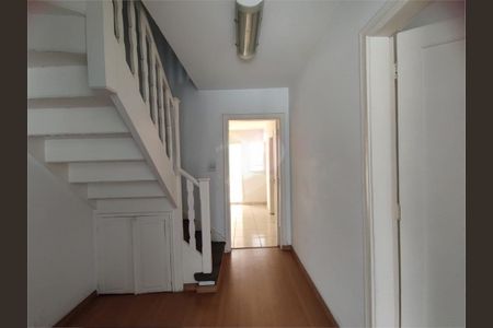 Casa à venda com 140m², 3 quartos e 2 vagas