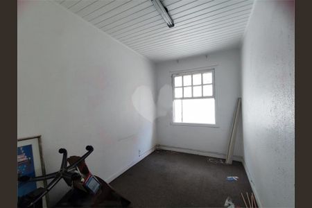 Casa à venda com 140m², 3 quartos e 2 vagas