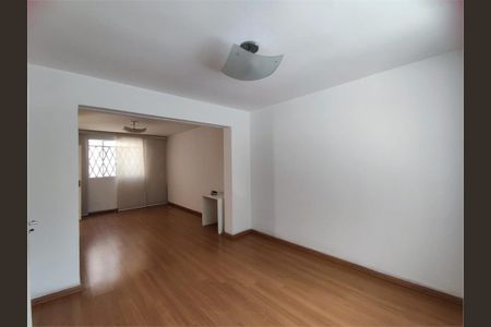 Casa à venda com 140m², 3 quartos e 2 vagas