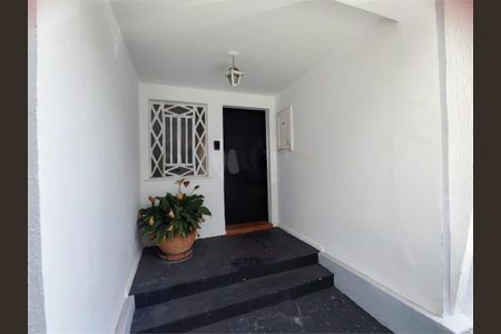 Casa à venda com 140m², 3 quartos e 2 vagas