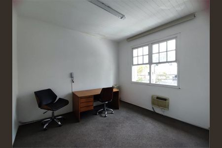 Casa à venda com 140m², 3 quartos e 2 vagas