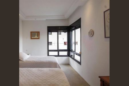Apartamento à venda com 198m², 4 quartos e 3 vagas