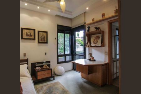 Apartamento à venda com 198m², 4 quartos e 3 vagas