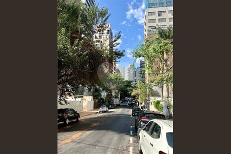 Apartamento à venda com 25m², 1 quarto e sem vaga