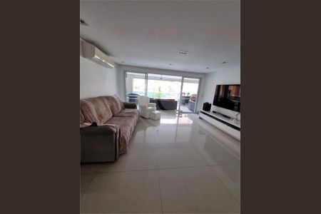 Apartamento à venda com 204m², 4 quartos e 4 vagas