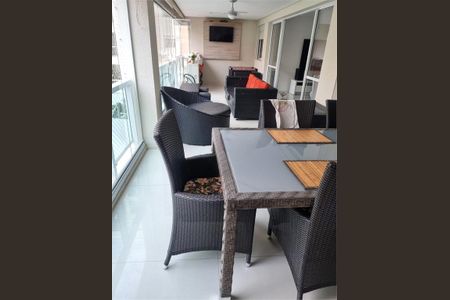 Apartamento à venda com 204m², 4 quartos e 4 vagas