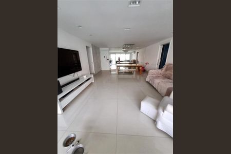 Apartamento à venda com 204m², 4 quartos e 4 vagas