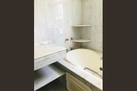 Apartamento à venda com 216m², 3 quartos e 2 vagas