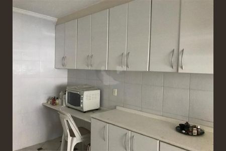 Apartamento à venda com 216m², 3 quartos e 2 vagas