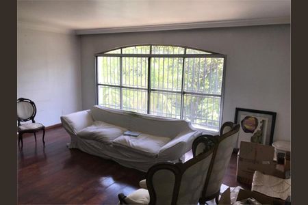 Apartamento à venda com 216m², 3 quartos e 2 vagas