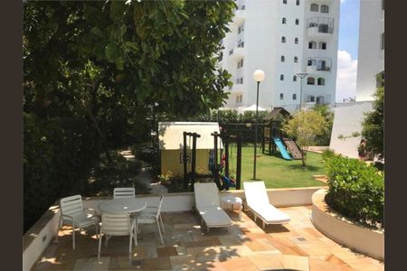 Apartamento à venda com 216m², 3 quartos e 2 vagas