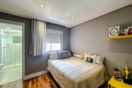 Apartamento à venda com 204m², 3 quartos e 4 vagas Apartamento à venda com 204m², 3 quartos e 4 vagasSuíte 1