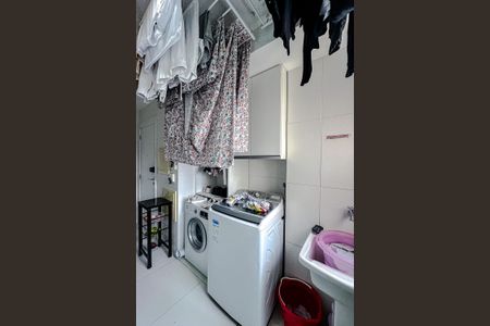 Apartamento à venda com 204m², 3 quartos e 4 vagas Apartamento à venda com 204m², 3 quartos e 4 vagasÁrea de Serviço