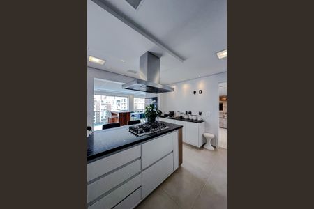 Apartamento à venda com 204m², 3 quartos e 4 vagas Apartamento à venda com 204m², 3 quartos e 4 vagasCozinha