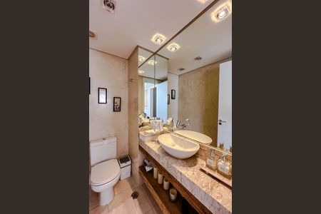 Apartamento à venda com 204m², 3 quartos e 4 vagas Apartamento à venda com 204m², 3 quartos e 4 vagasLavabo