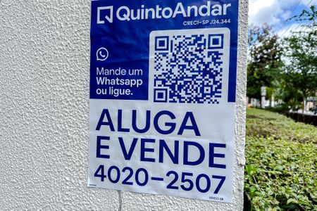 Apartamento à venda com 204m², 3 quartos e 4 vagas Apartamento à venda com 204m², 3 quartos e 4 vagasPlaquinha