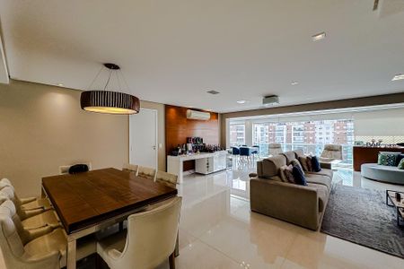Sala de apartamento à venda com 3 quartos, 204m² em Mooca, São Paulo
