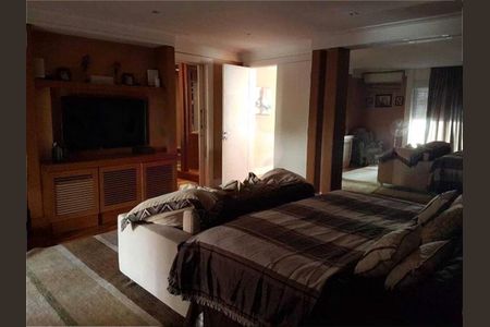 Casa à venda com 560m², 4 quartos e 7 vagas