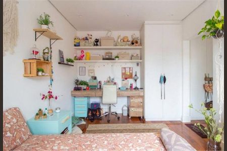 Casa à venda com 341m², 4 quartos e 4 vagas