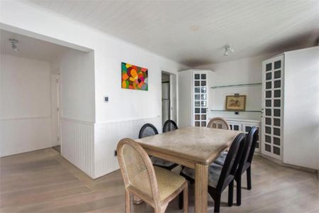 Apartamento à venda com 160m², 3 quartos e 2 vagas