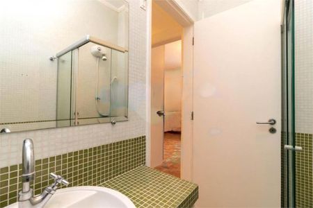 Casa à venda com 136m², 2 quartos e 2 vagas