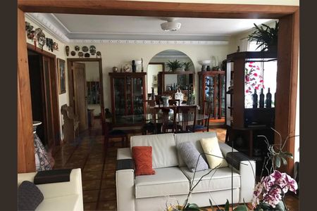 Apartamento à venda com 310m², 4 quartos e 2 vagas