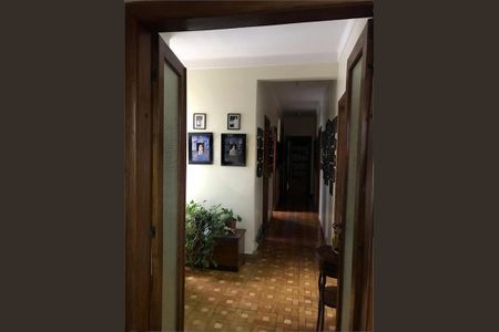 Apartamento à venda com 310m², 4 quartos e 2 vagas