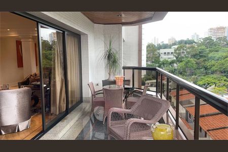 Apartamento à venda com 325m², 4 quartos e 5 vagas