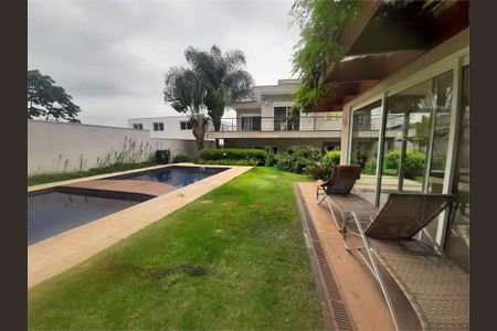 Casa à venda com 600m², 5 quartos e 6 vagas