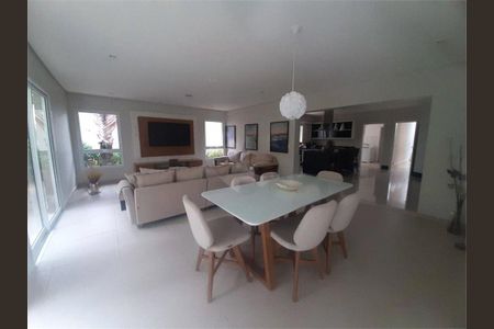 Casa à venda com 600m², 5 quartos e 6 vagas