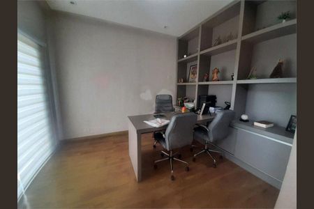 Casa à venda com 600m², 5 quartos e 6 vagas