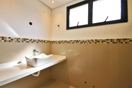 Casa à venda com 390m², 5 quartos e 4 vagas