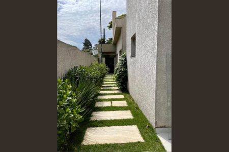 Casa à venda com 390m², 5 quartos e 4 vagas