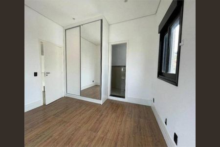 Casa à venda com 390m², 5 quartos e 4 vagas