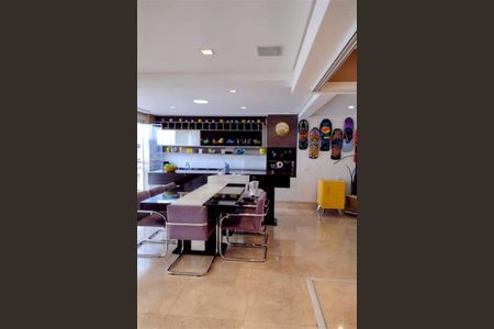 Apartamento à venda com 156m², 4 quartos e 3 vagas