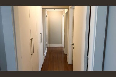 Apartamento à venda com 205m², 3 quartos e 2 vagas