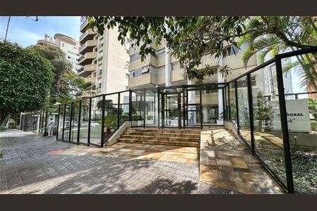 Apartamento à venda com 205m², 3 quartos e 2 vagas