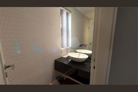 Apartamento à venda com 205m², 3 quartos e 2 vagas