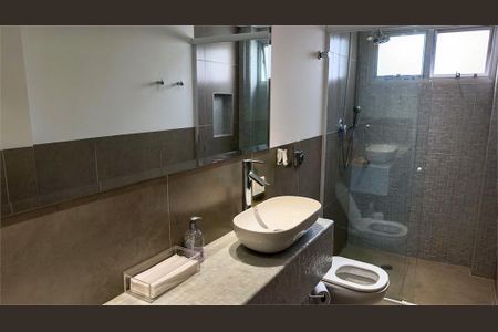 Apartamento à venda com 205m², 3 quartos e 2 vagas