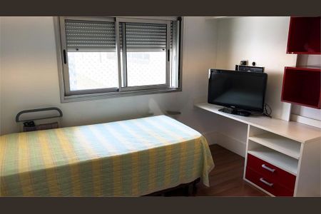 Apartamento à venda com 205m², 3 quartos e 2 vagas
