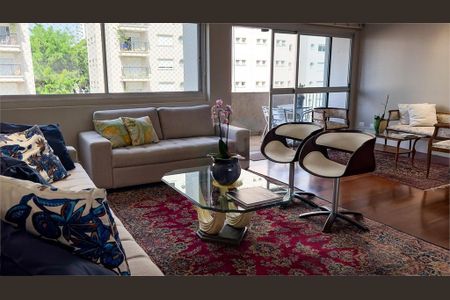 Apartamento à venda com 205m², 3 quartos e 2 vagas